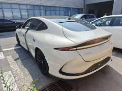 IM Motors Zhiji L6 Max - ფოტო 5