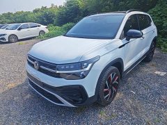 Volkswagen Touareg 300TSI FWD Lunar Premium Edition - ფოტო 2