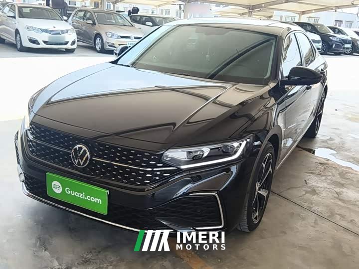 Volkswagen Passat 330TSI Starry Sky Elite - ავტომობილი ჩინეთიდან