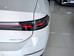 Volkswagen Sagitar L 300TSI DSG Elite - ფოტო 8