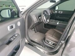 Li Auto L8 Max - ფოტო 16