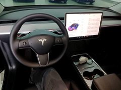 Tesla Model Y Rear-Wheel Drive - ფოტო 10