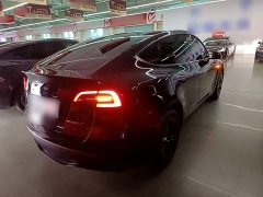 Tesla Model Y Rear-Wheel Drive - ფოტო 7