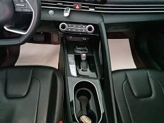 Hyundai Elantra 2022 1.5L CVT GLX Elite - ფოტო 14