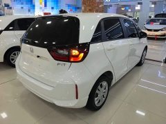 Honda Fit 1.5L CVT Sport Edition - ფოტო 7