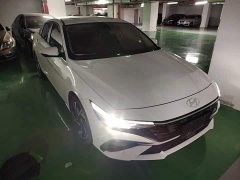 Hyundai Elantra 2023 1.5L CVT GLX Elite - ფოტო 4