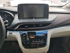 Buick GL8 Land Official Business Class 652T Comfort Edition - ფოტო 13