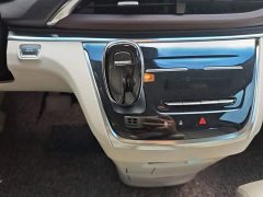 Buick GL8 Land Official Business Class 652T Comfort Edition - ფოტო 14