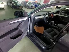 Tesla Model Y Rear-Wheel Drive - ფოტო 16