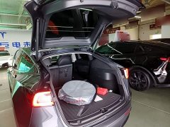 Tesla Model Y Rear-Wheel Drive - ფოტო 19