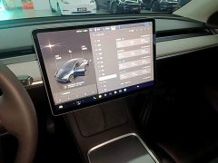 Tesla Model Y Rear-Wheel Drive - ფოტო 13