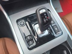 Jaguar XEL 2.0T 250PS R-DYNAMIC S Aspiring Sport Edition - ფოტო 14