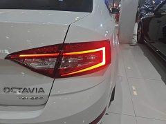 Skoda Octavia 2019 TSI230 DSG Smart Comfort Edition National VI - ფოტო 8
