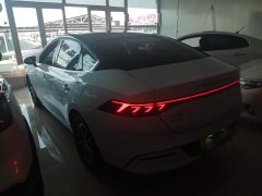BYD Qin PLUS Glory Edition DM-i 55KM Leading - ფოტო 5