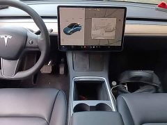 Tesla Model Y Standard Range RWD - ფოტო 13