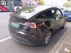 Tesla Model Y Standard Range RWD - ფოტო 7