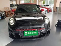 BMW MINI JCW 2.0T JOHN COOPER WORKS Pat Moss Commemorative Edition - ფოტო 3