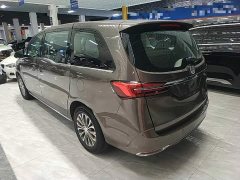 Buick GL8 2023 Land Business Class Comfort Edition - ფოტო 5