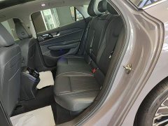 Volkswagen Passat 2025 Pro 380TSI Dragon Premium Edition - ფოტო 17