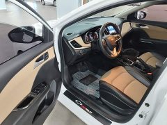 Chevrolet Cruze 320 Automatic Enjoy Edition - ფოტო 16