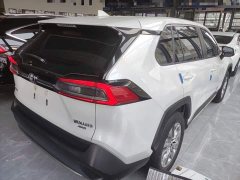 Toyota Vland 2.0L CVT AWD Luxury - ფოტო 7
