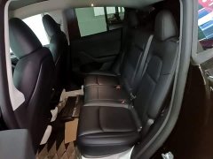 Tesla Model Y Rear-Wheel Drive - ფოტო 17