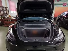 Tesla Model Y Rear-Wheel Drive - ფოტო 20