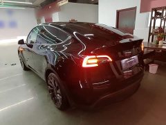 Tesla Model Y Rear-Wheel Drive - ფოტო 5
