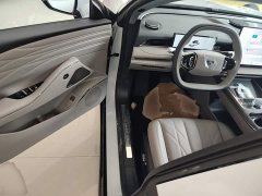 Geely Galaxy Xingyao 8 2025 60km EM-i Luxury Comfort Edition - ფოტო 16