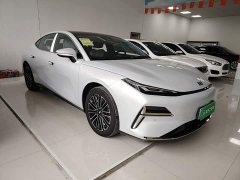 Geely Galaxy Xingyao 8 2025 60km EM-i Luxury Comfort Edition - ფოტო 4