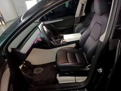 Tesla Model Y Rear-Wheel Drive - ფოტო 15