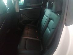 Tesla Model Y Long Range All-Wheel Drive - ფოტო 17