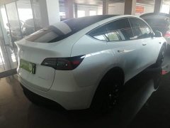 Tesla Model Y Long Range All-Wheel Drive - ფოტო 7