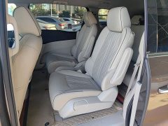 Buick GL8 Land Executive Cabin 652T Luxury - ფოტო 17