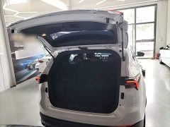 Jetour Jietu X70 PLUS 1.6T DCT Star 7-Seater - ფოტო 19