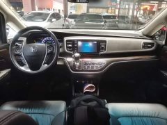 Honda Odyssey 2.0L Sharp Premium Edition - ფოტო 10
