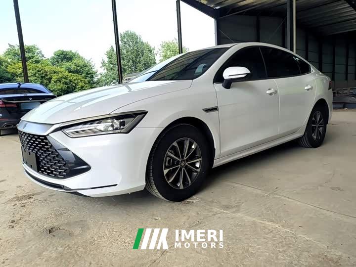 BYD Qin PLUS Glory Edition DM-i 55KM Leading