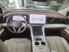 BYD Summer DM-i 1.5T 180km Exceed - ფოტო 10