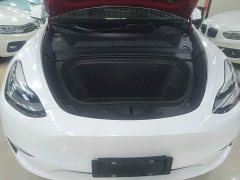 Tesla Model Y Long Range All-Wheel Drive - ფოტო 20