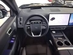 Li Auto L8 Pro - ფოტო 11