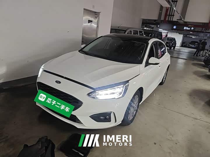 Ford Focus Hatchback EcoBoost 180 Automatic Trend - ავტომობილი ჩინეთიდან