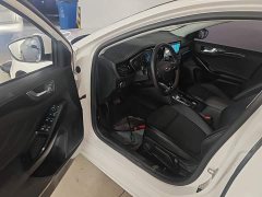 Ford Focus Hatchback EcoBoost 180 Automatic Trend - ფოტო 16