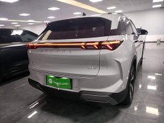 BAIC ARCFOX Alpha T5 2026 Extended Range 1215 Yuan Jing Zhi Xing Version - ფოტო 6