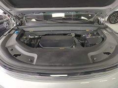 Li Auto L8 Pro - ფოტო 20