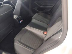 Volkswagen Passat 2021 2.0T Comfort Edition - ფოტო 17