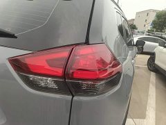 Nissan Qashqai Honor 2.0L FWD Premium - ფოტო 8