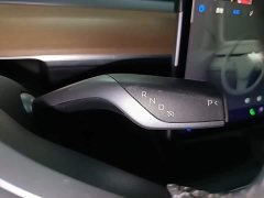 Tesla Model Y Standard Range RWD - ფოტო 14