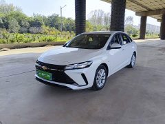 Chevrolet Cruze 2023 1.5L Dual-Clutch Deluxe Edition - ფოტო 1