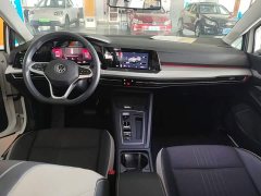 Volkswagen Golf Facelift 200TSI DSG Pro - ფოტო 10