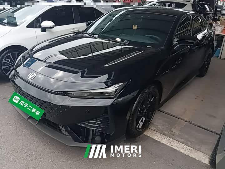 Changan UNI-V 1.5T Premium - ავტომობილი ჩინეთიდან